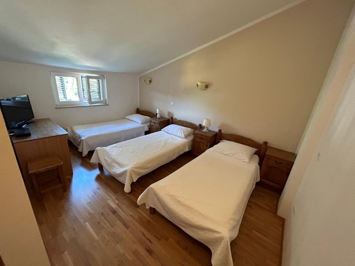 Laco De Pelagius Rooms Novigrad  Exterior photo