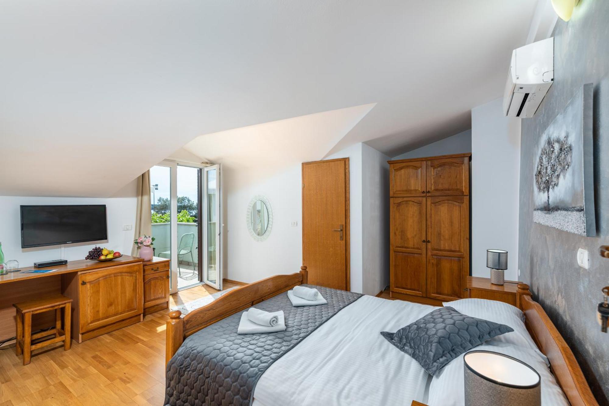 Laco De Pelagius Rooms Novigrad  Exterior photo